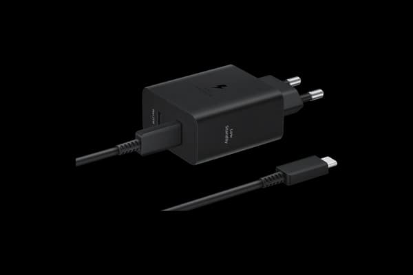 삼성 50W 듀얼 PD 충전기 절전형 (USB C to C 케이블 포함) (38,500원/무료)