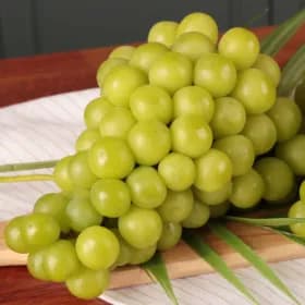 영천 샤인머스켓 2kg 3-4수