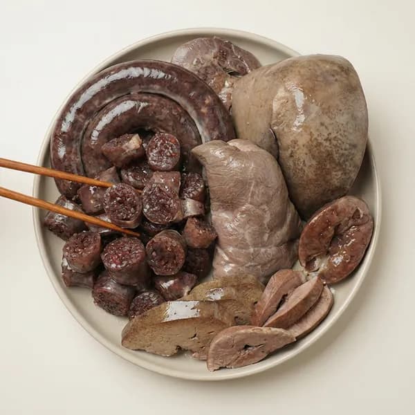 찰순대400g+내장모듬500g 8,400원