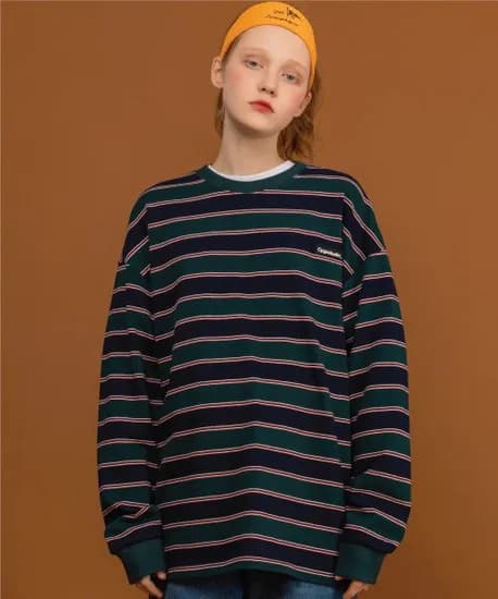 꼼파뇨 스트라이프 와펜 로고 롱슬리브 네이비그린