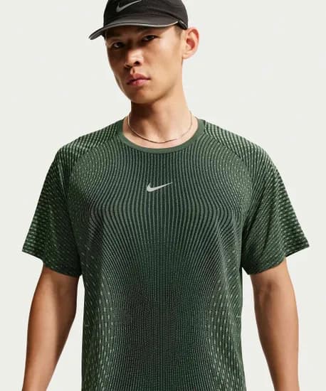 나이키 스트라이드 에어로 핏 반소매 러닝 탑 76,500원