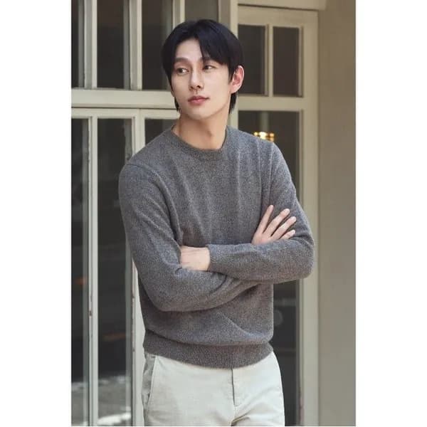 브렌우드 셀렉션 울100 트위드 라운드넥 스웨터