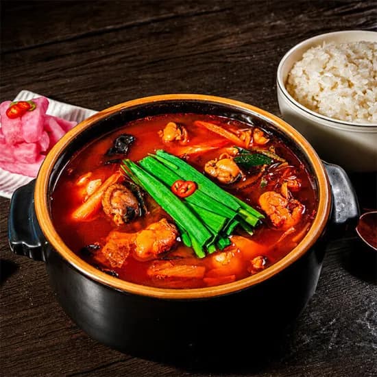 온반 짬뽕탕 600g 4팩 군산식 얼큰한 해물 가득 짬뽕탕