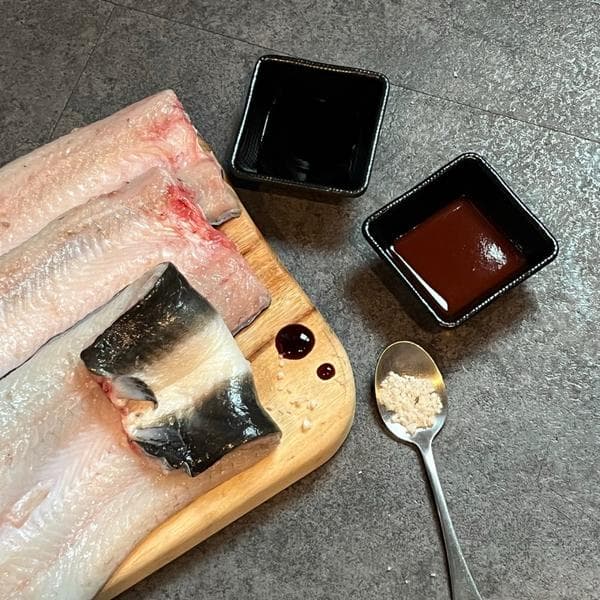 국내산 자포니카 대왕민물장어 손질 후 1미 550g