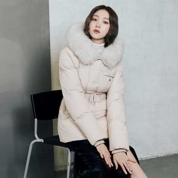 롯백몰)이성경착용  폭스퍼 벨티드 구스 다운자켓 188,240