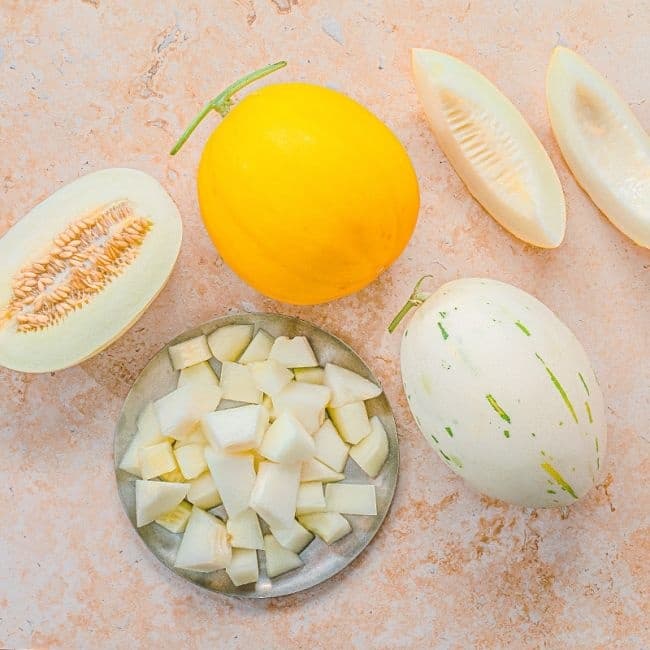 롯데온) 성산직송 백자 메론 2kg 2-3과 12,150원