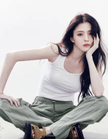 지오다노공식몰)여름 나일론 풀밴딩 긴바지 33,830원(카키색 26,820원)착샷