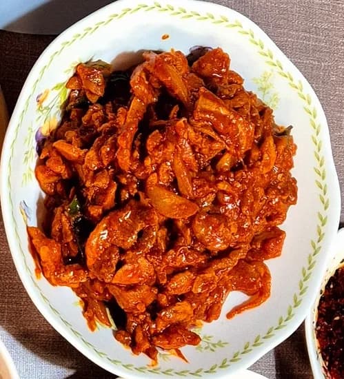 네이버 랜선포차) 국산 오돌뼈볶음 300g 5팩 21,500원(팩당4,300원)