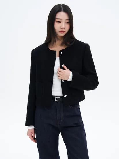 에잇세컨즈 패딩 안감 부클 라운드넥 숏 재킷 블랙