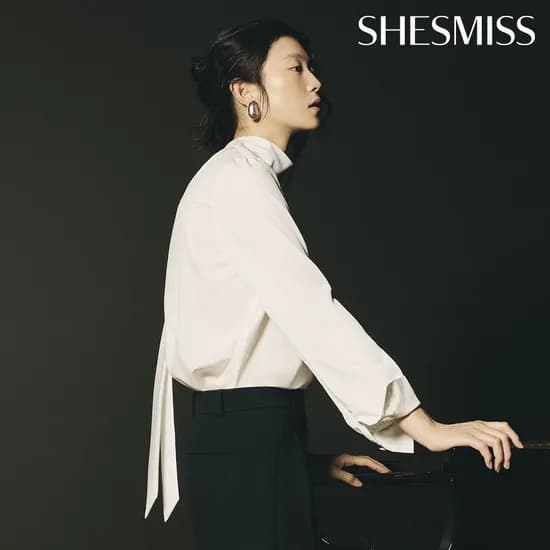 쉬즈미스 셔링 타이넥 블라우스 55~77사이즈