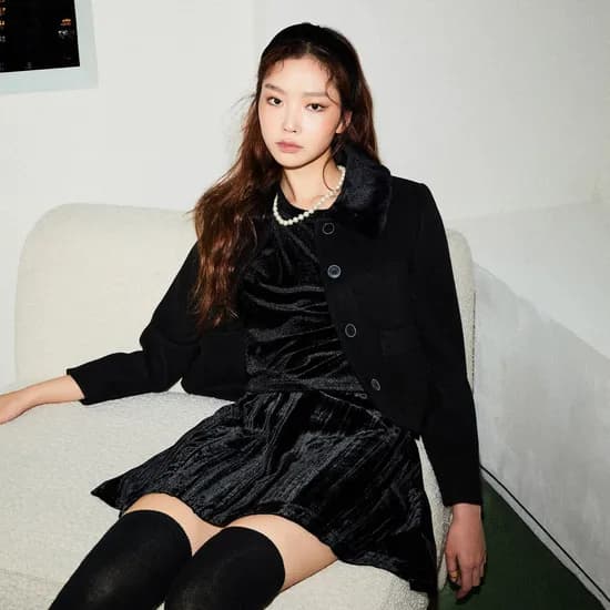 미쏘 벨벳 반팔 목폴라 티셔츠