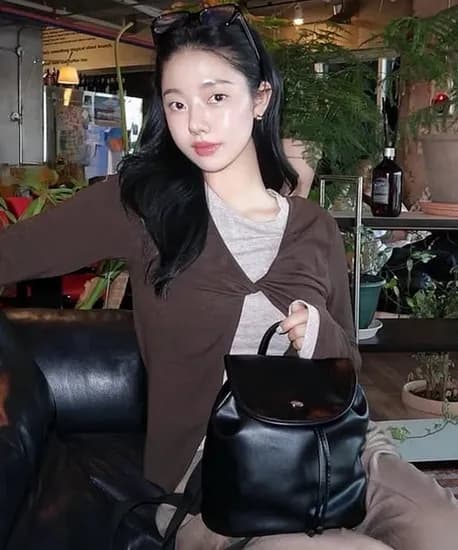 제너럴아이디어 레이어드 트위스트 티셔츠