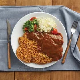 노랑 갓튀겨나온 곱빼기돈까스 7개 치돈 3개 소스 10개