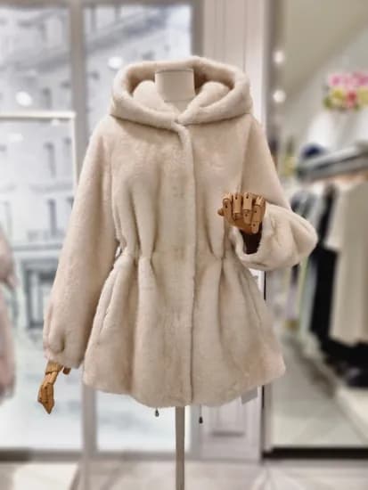 샤틴 후드넥 인조퍼코트