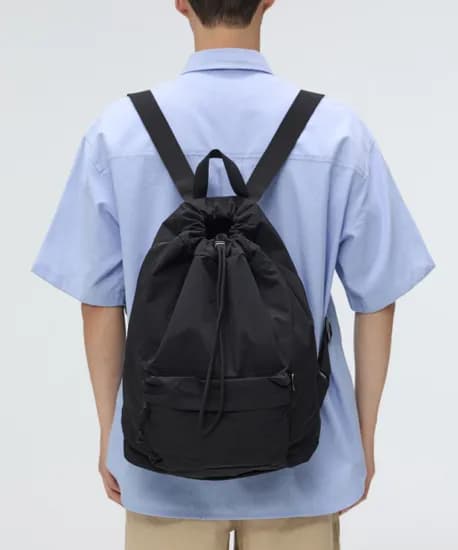 스파오 경량백팩 8910원