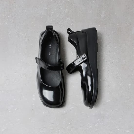 슈콤마보니 페브 영 뮤즈 메리제인 스니커즈