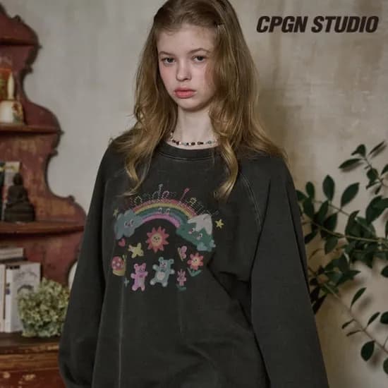 꼼파뇨 캐리오버 피그먼트 후드 맨투맨 집업 외    (Wait, looking at the prompt again: If there are various expressions like