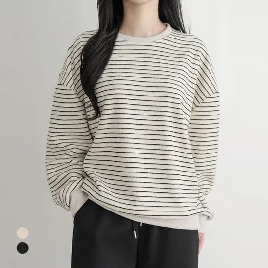 카라 어웨이플리스맨투맨