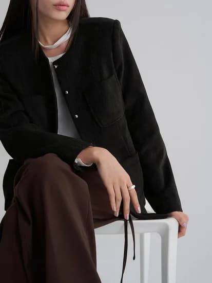 에잇세컨즈 칼라리스 재킷 블랙