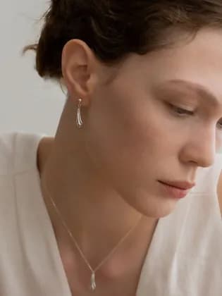 오브드무아 올 쉘 드롭 이어링 귀걸이