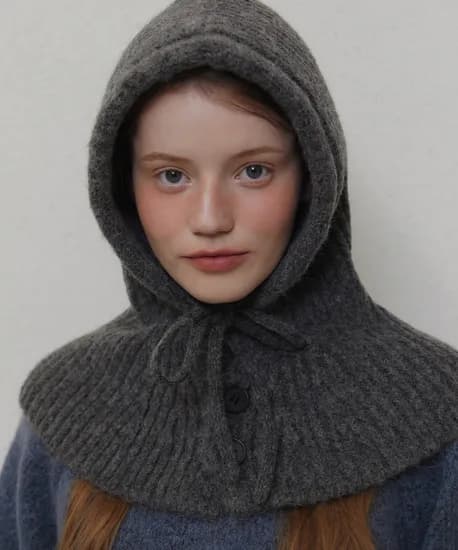 명절 며느리룩 바라클라바