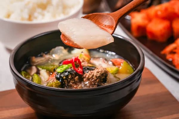 우체국/ 명작 생감자 납작옹심이밀키트 150g 5팩+눈꽃톡톡 6g 5개입 15,000원 무배