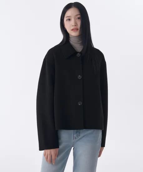 무신사스탠다드 우먼즈 핸드메이드 쇼트 맥코트 82,070원