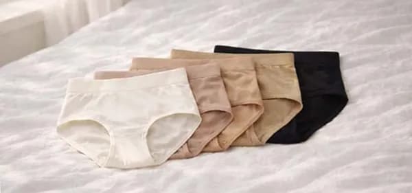 컬리/세컨스킨 심리스 스킨무드 데일리팬티 5매 18,700원