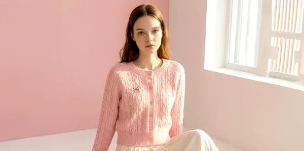 BNX 리본 자수 꽈배기 라운드가디건