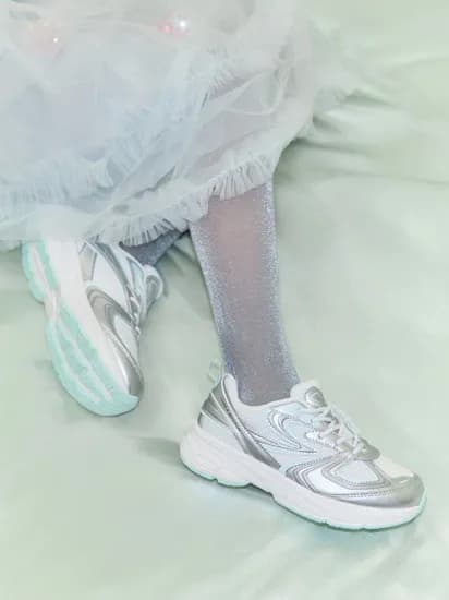 휠라키즈 인터런