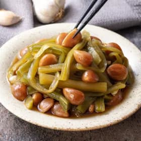 궁채 알마늘 장아찌 1kg 1kg