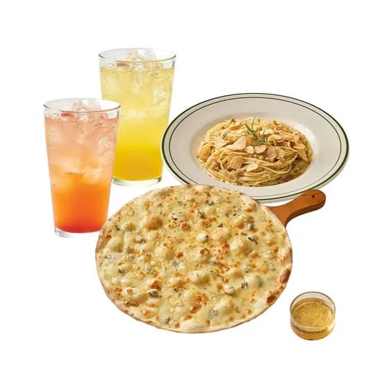 매드포갈릭 갈릭페뇨 파스타 고르존졸라 피자 에이드 2잔