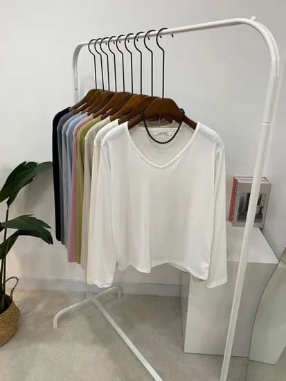 씨샵인더룸 바고 베이직 브이넥 루즈핏 긴팔 티셔츠