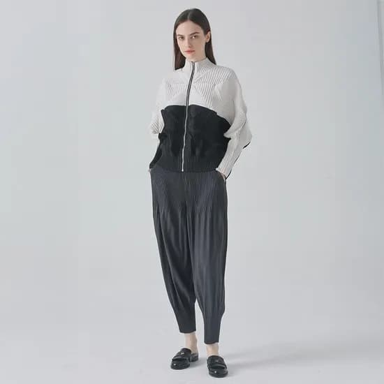 이중주름 배기 플리츠 팬츠