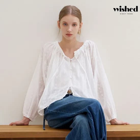 플라워 자수 라운드넥 긴팔 블라우스 20,340원