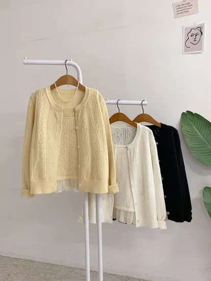 허니제이 디퓨어 프릴 쉬폰 나시 펀칭 니트 가디건 29,800원