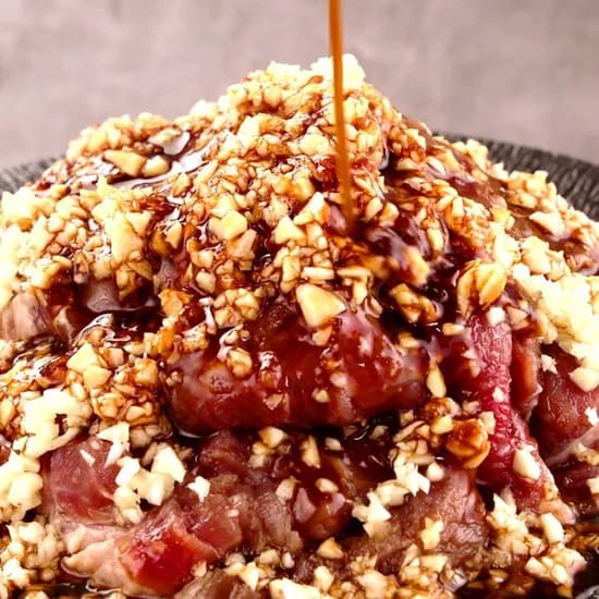 황금비율 마늘 양념 등심 주물럭 불고기 1kg 저온숙성 37,900원