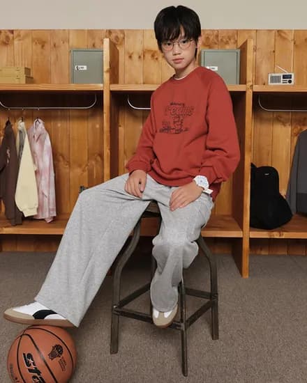 밀리밤 그래픽 맨투맨 8,900원 5만 무배