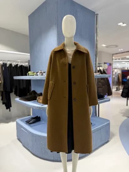 쥬크 알파카 블렌디드 싱글 코트 299,620원