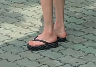 굽있는 쪼리 브랜드? 명품? 아시는분