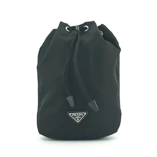 프라다 삼각로고 파우치 나일론 블랙 591,060원