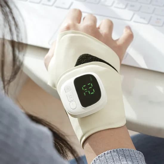 손목 힐링템 저주파 EMS 손목마사지기 18,900원