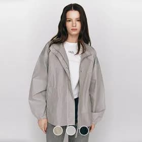 지오다노 여자 오버핏 나일론 자캣/ 39,200원  무배