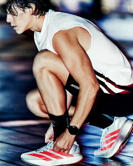 아디다스 리스폰스 러너 운동화 59,000원 무배