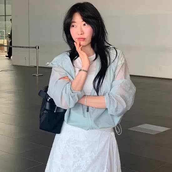 어반디타입 에어라이트 래글런 윈드브레이커 44,100원