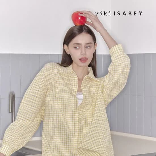 이사베이 뒷 트임 시스루 셔츠 23,490원 무배