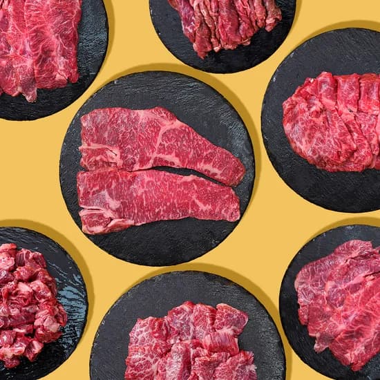 과일꾼 한우 국거리 200g 외 등심, 채끝 등 골라담기 5900원~