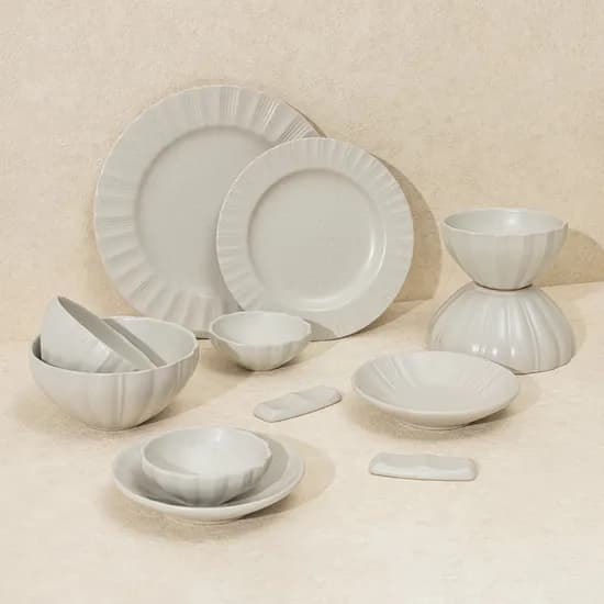 윤도자기 릴리2인 그릇세트 12p 14900원 베이비바우처 없으신분은 16900원