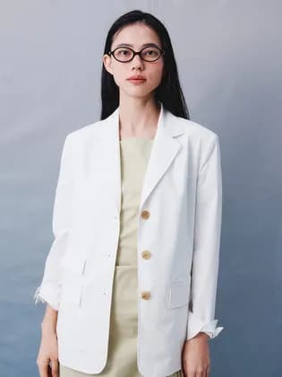 구호플러스 오버핏 캐주얼 자켓 화이트 182,436원