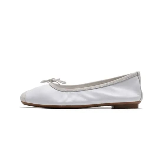 흐꺙 하모니 플랫슈즈 화이트 레더 71,760원